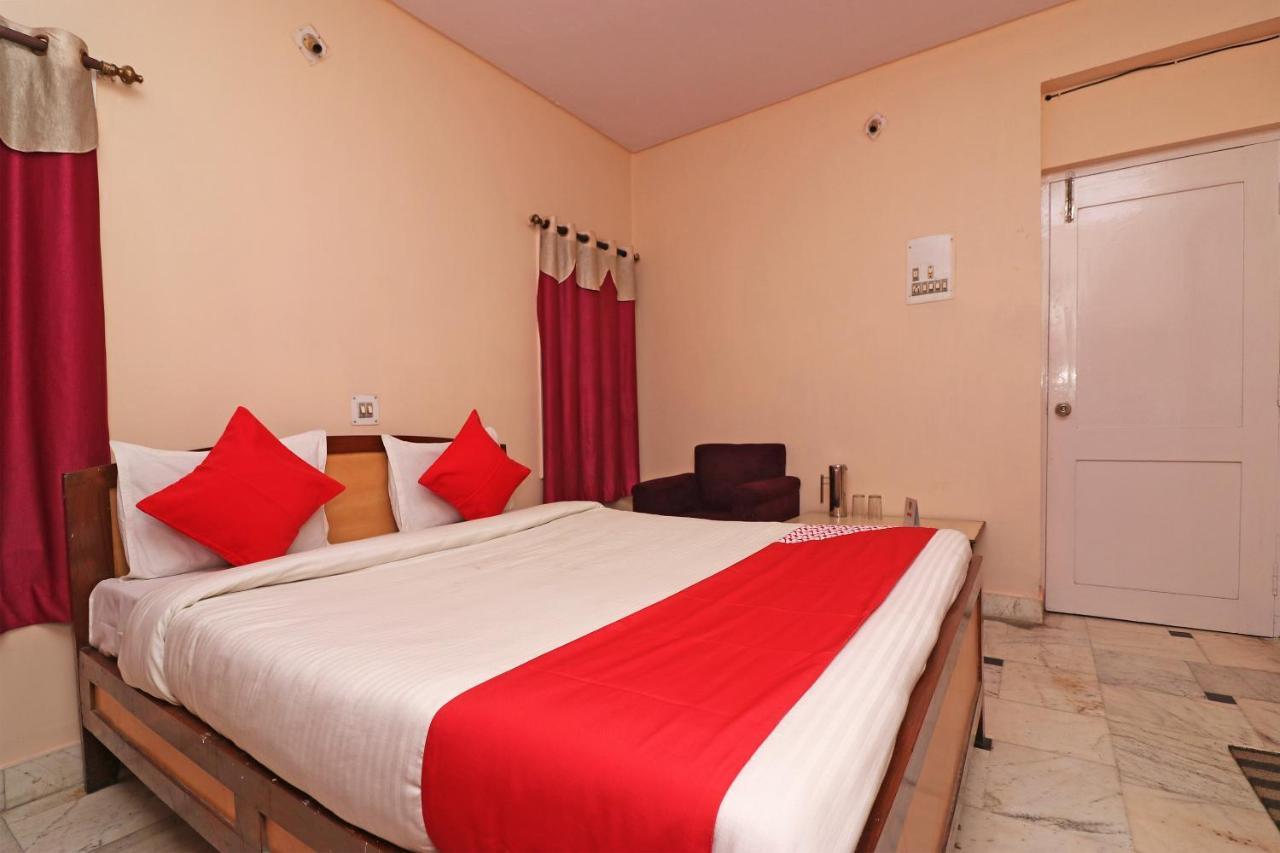 Oyo 17424 Hotel Swagat Гая Экстерьер фото
