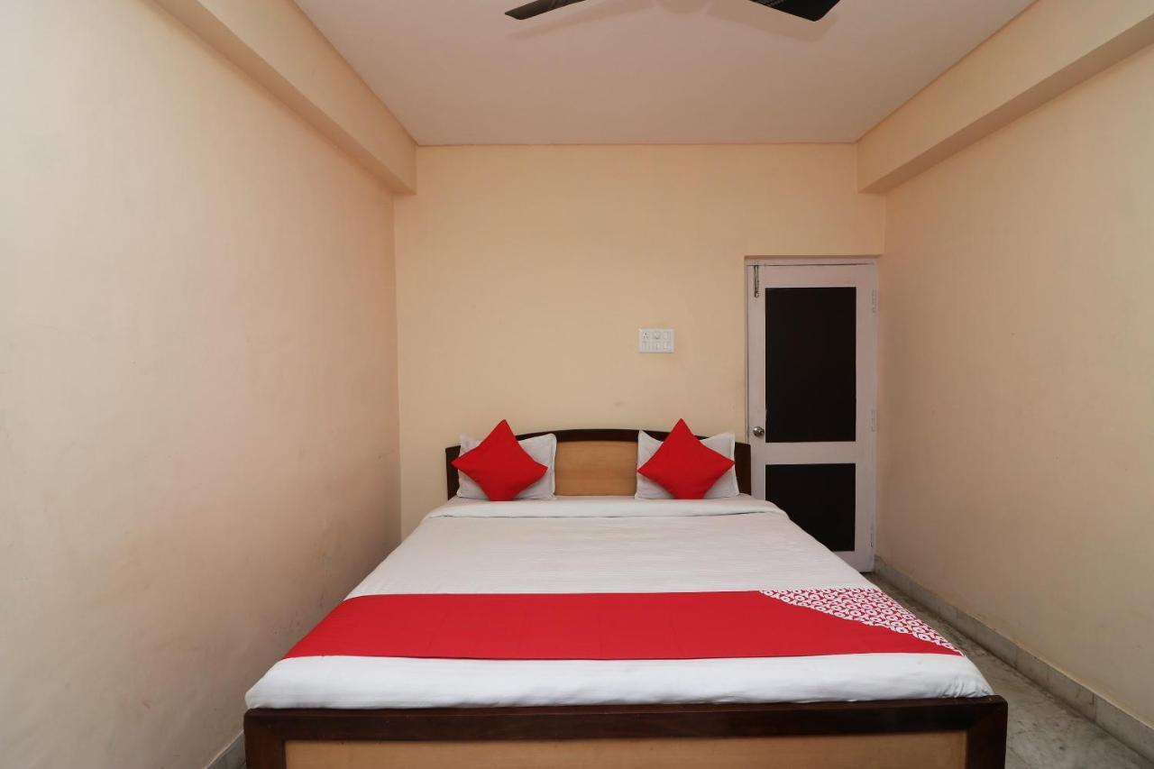 Oyo 17424 Hotel Swagat Гая Экстерьер фото