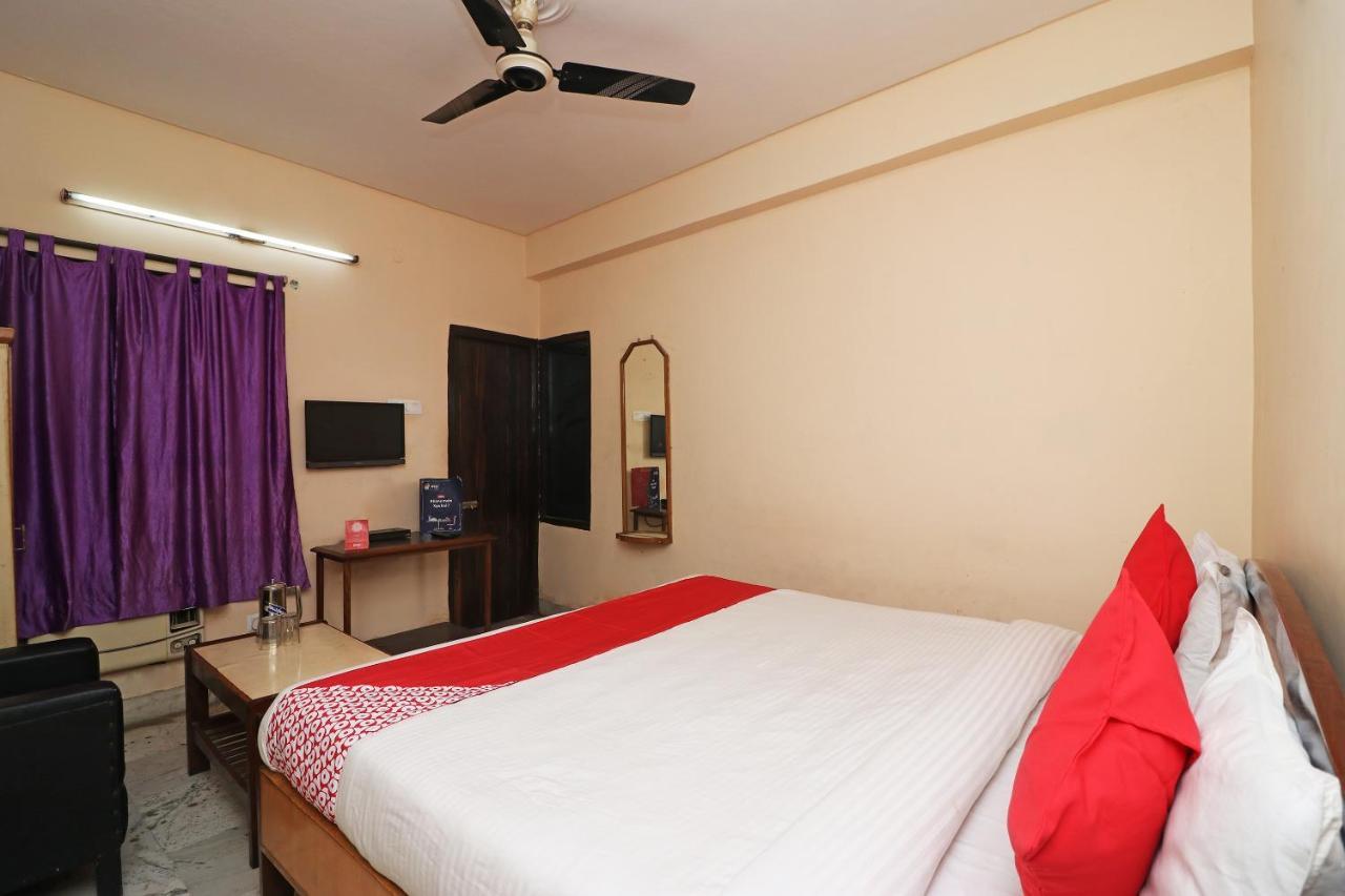Oyo 17424 Hotel Swagat Гая Экстерьер фото